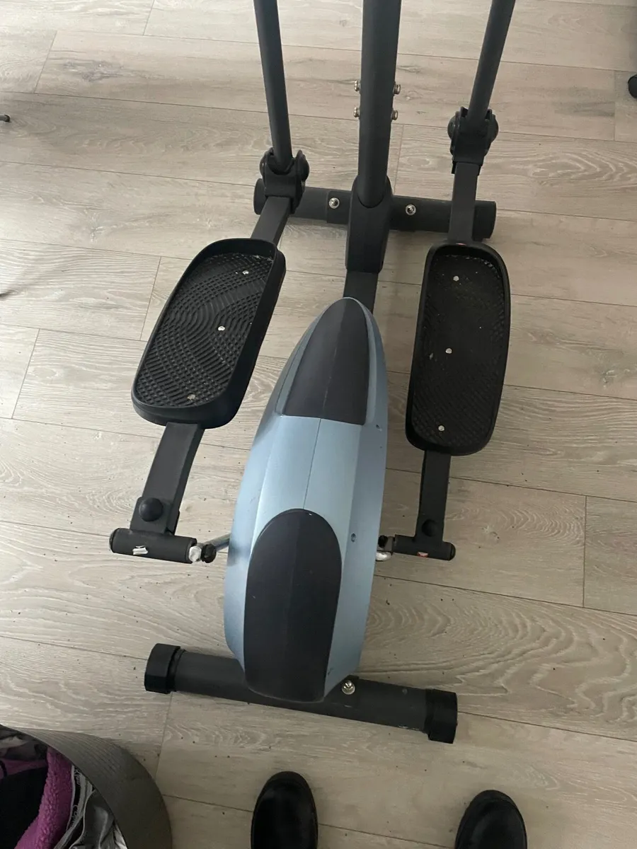 Elliptical machine - Image 2