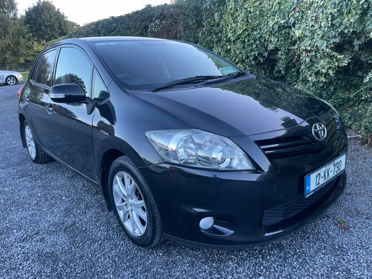 Toyota Auris 2012 Petrol - Image 2
