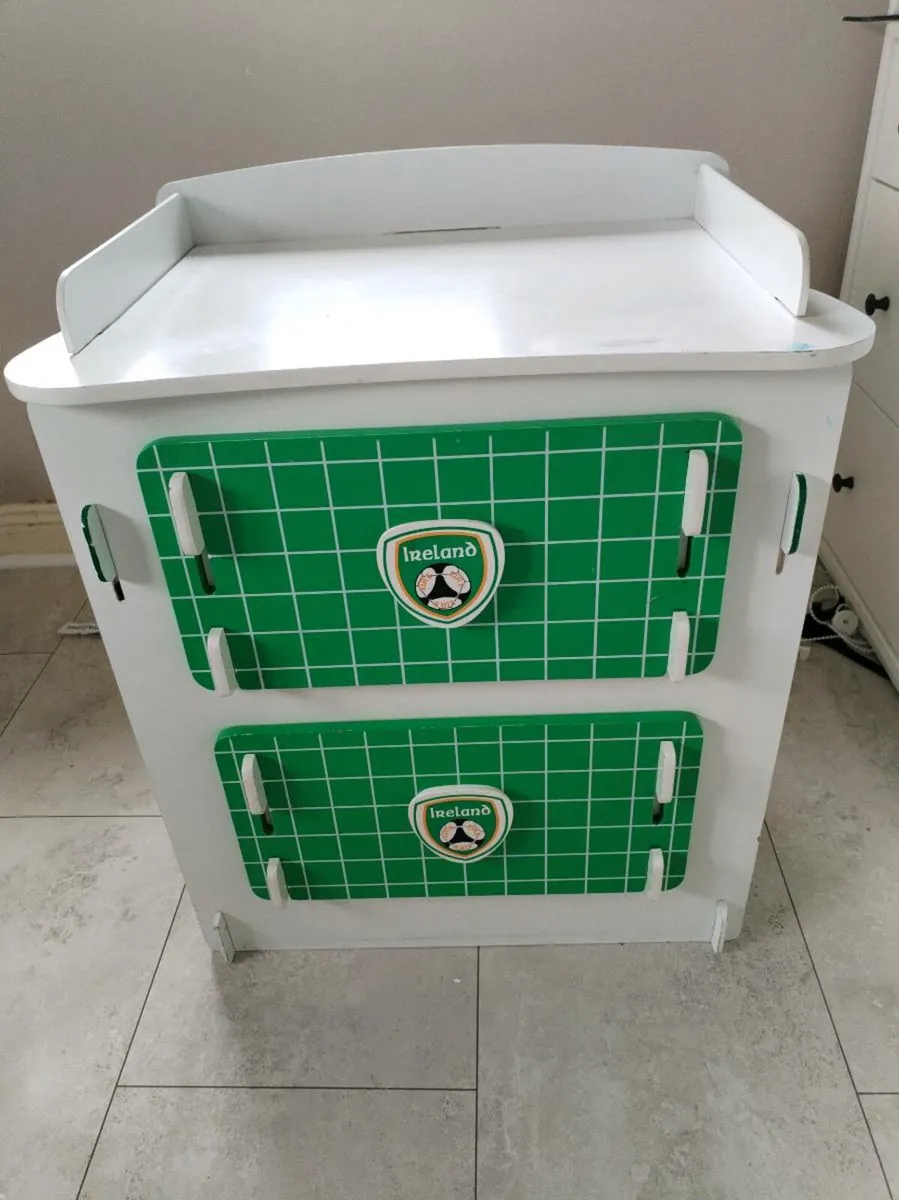 Kids bedside drawers - Image 1