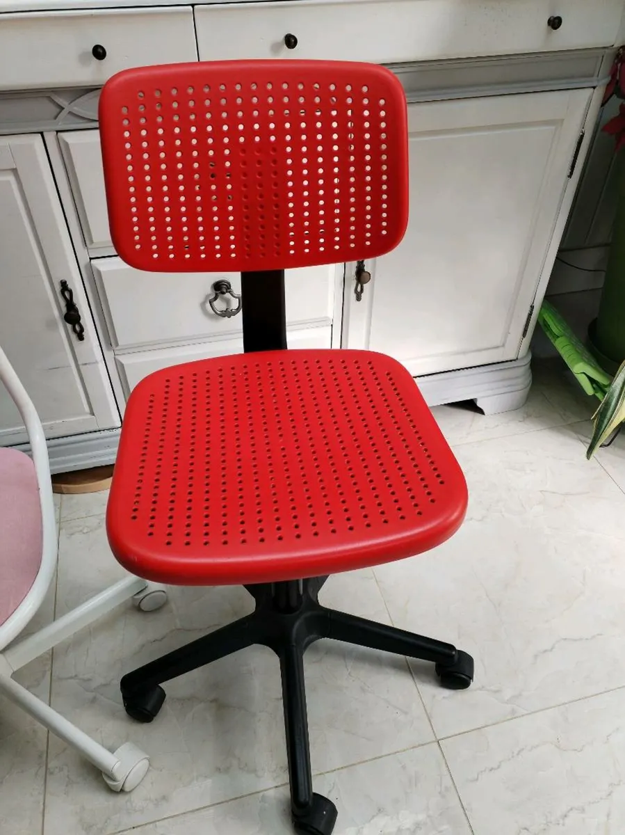 Kids chairs - Image 3