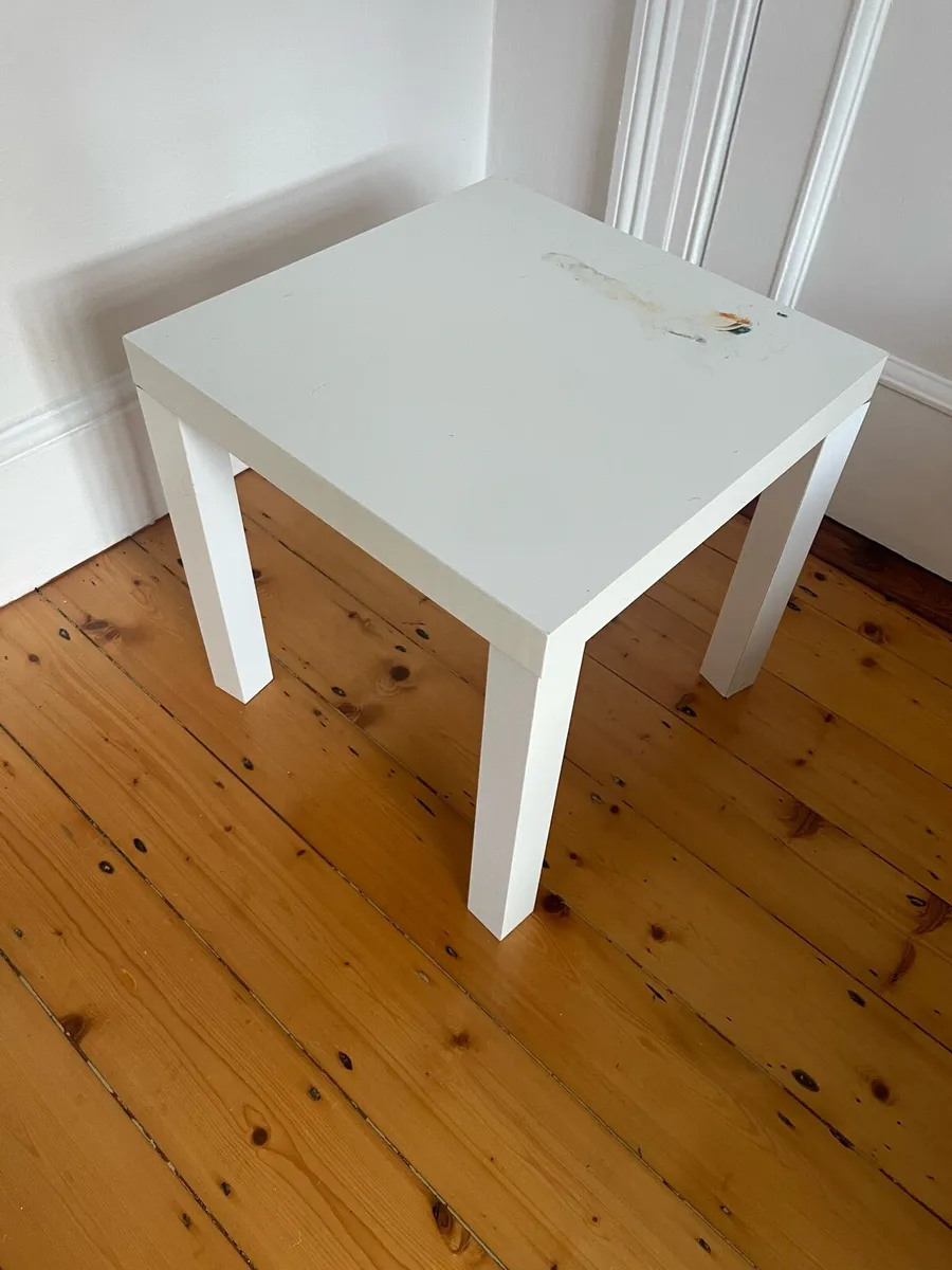 Children’s Table - Image 2