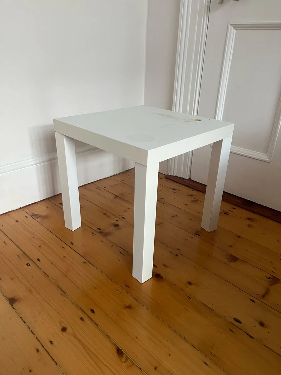 Children’s Table - Image 3