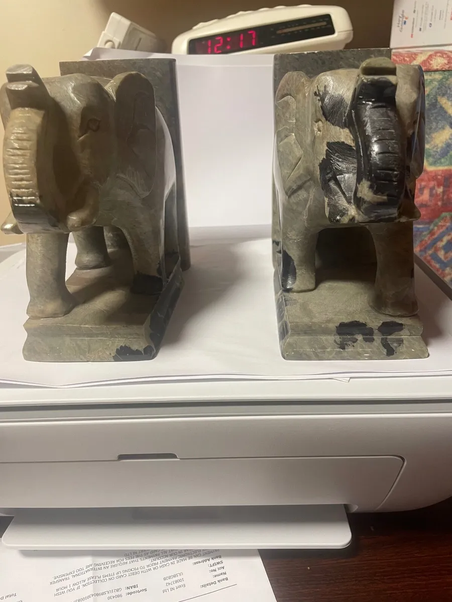 PAIR OF ELEPHANT BOOKENDS