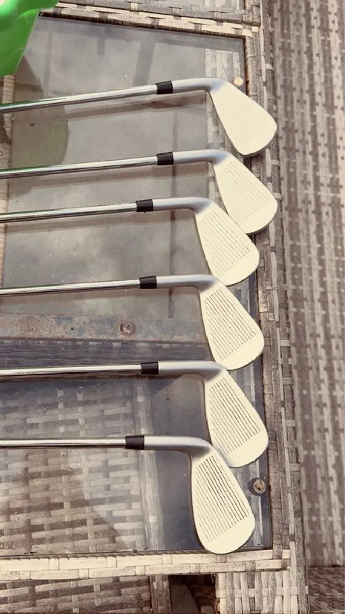 Cleveland Launcher XL Irons - Image 3
