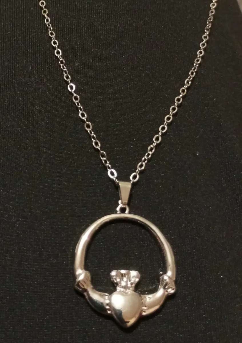 Silver Cladagh Pendant - Image 2