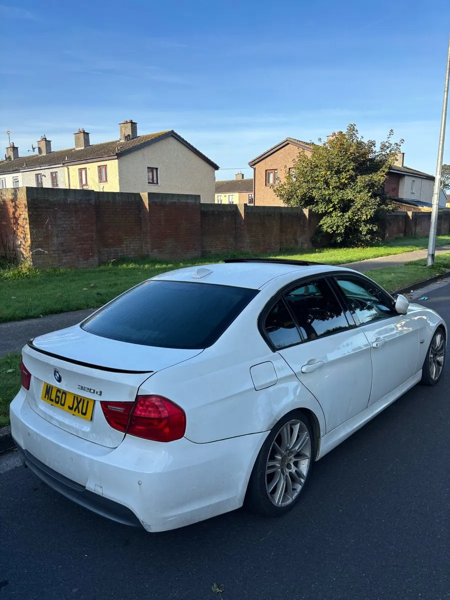 BMW 3 Series Breaking - Image 3