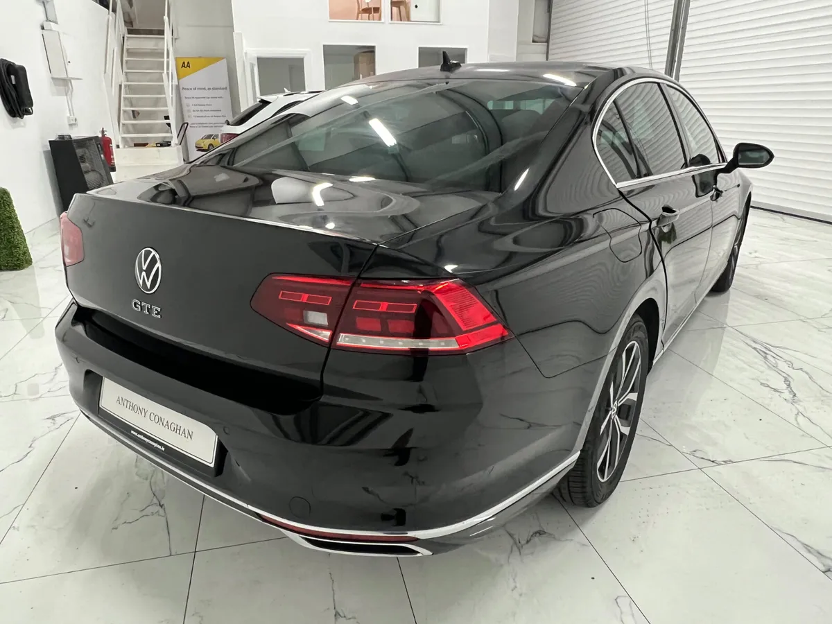 Volkswagen Passat GTE DSG AUTOMATIC 2021 (212 REG) - Image 3