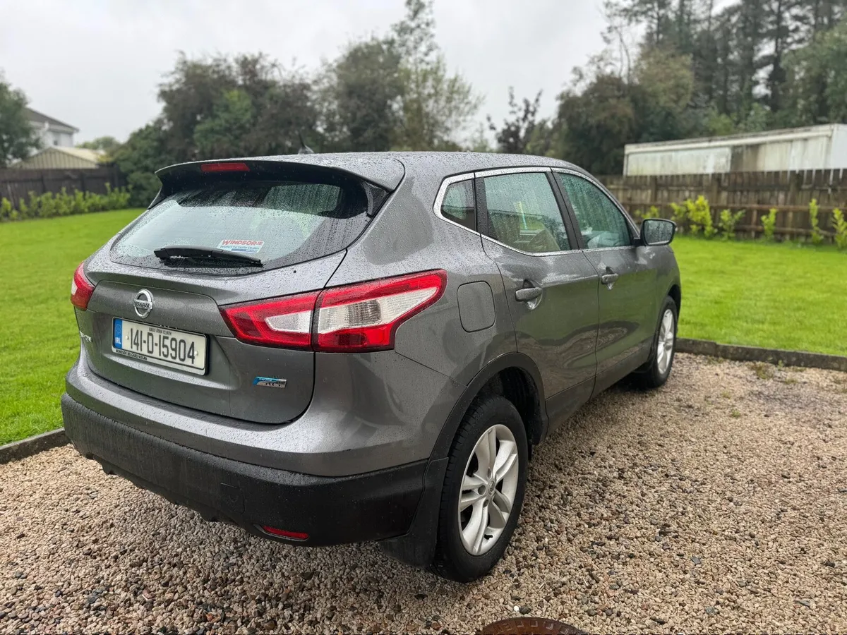 Nissan Qashqai 2014 - TAX 04/26  - Diesel - Image 4