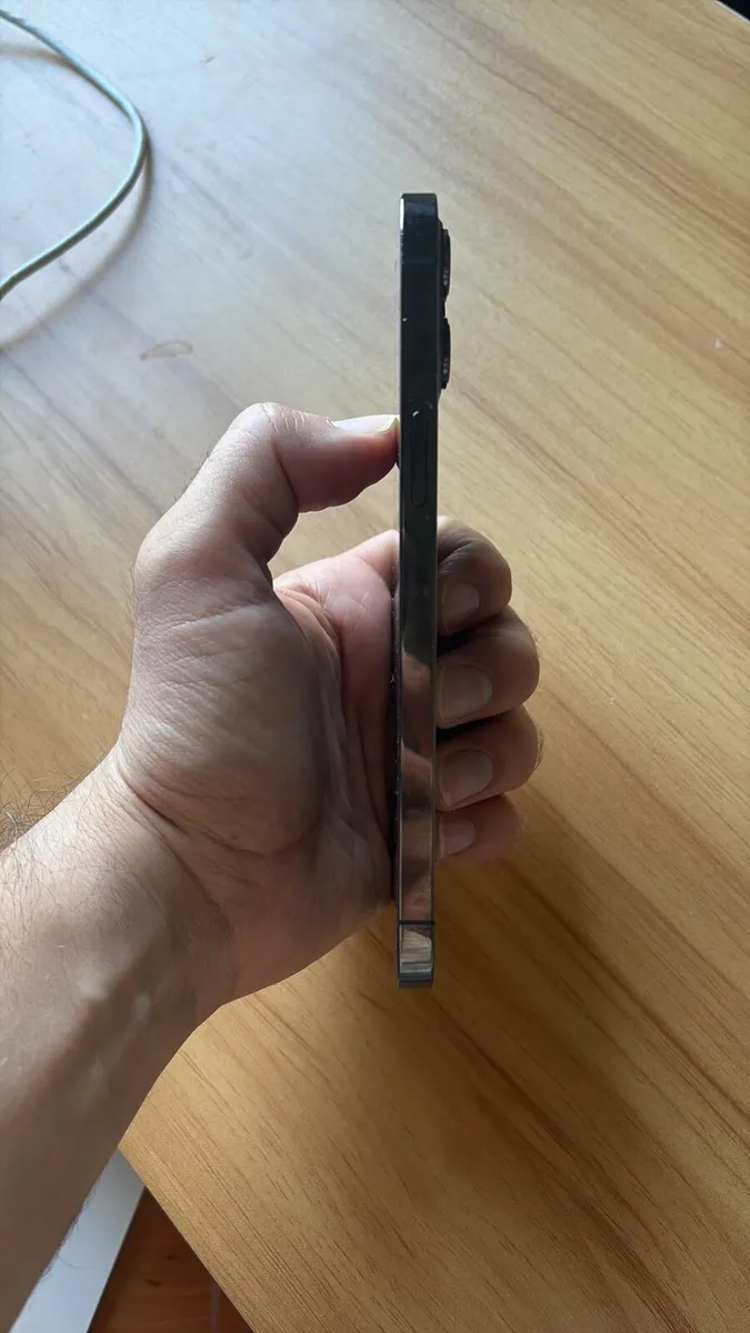 iPhone 12 Pro Max - 128GB - Graphite - Image 4