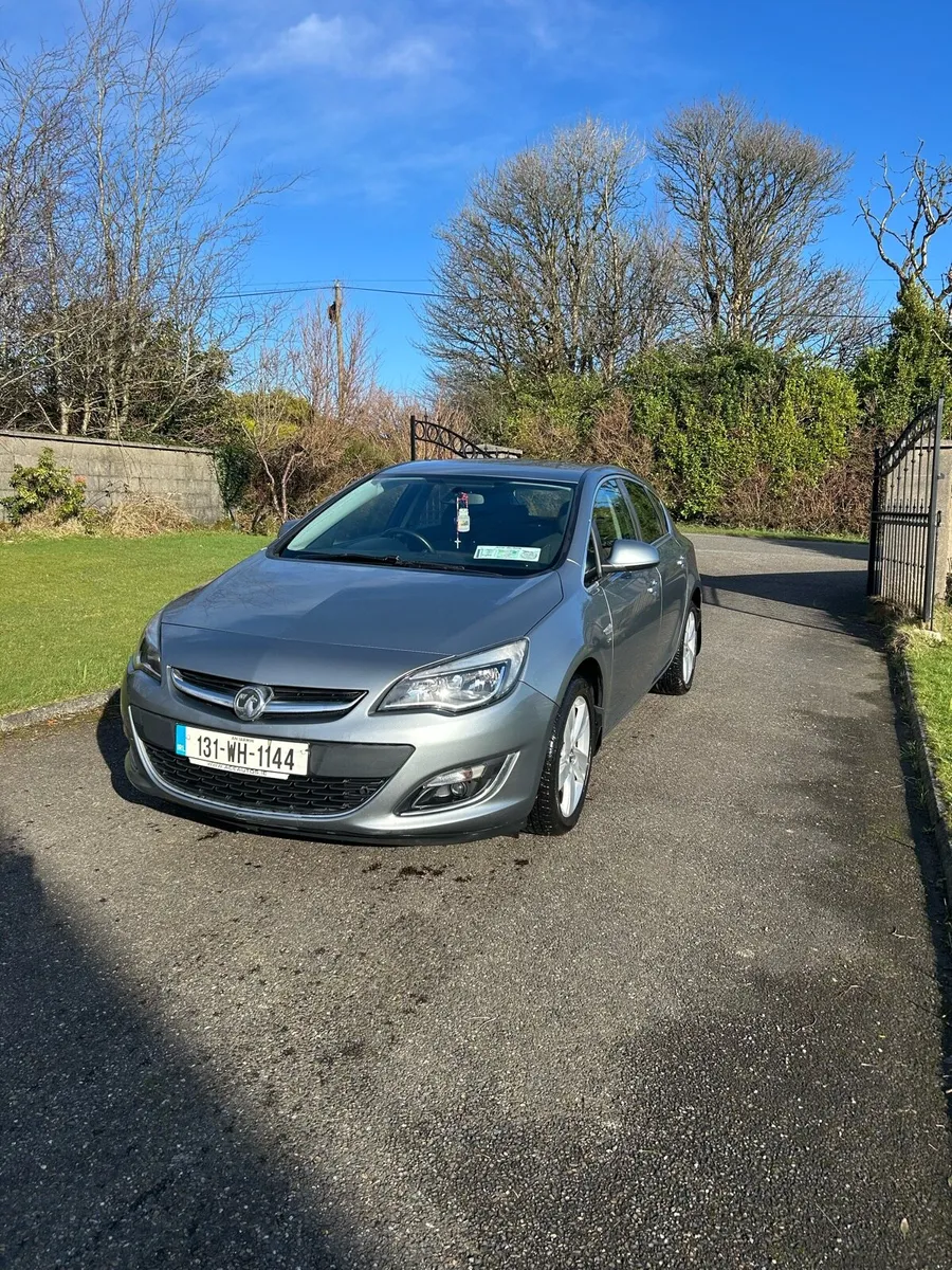 Vauxhall Astra 1.4 - Image 1