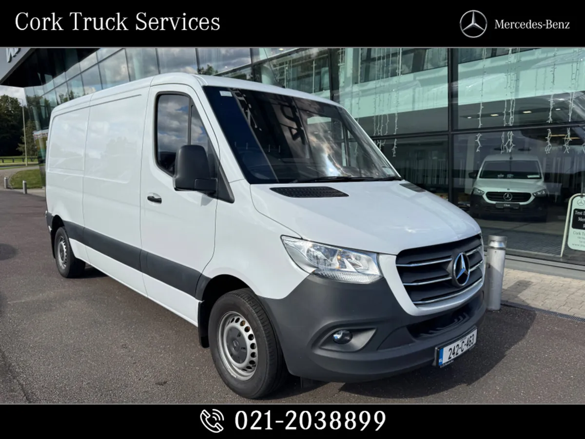 Mercedes-Benz Sprinter 215.39 Low Roof - Image 1