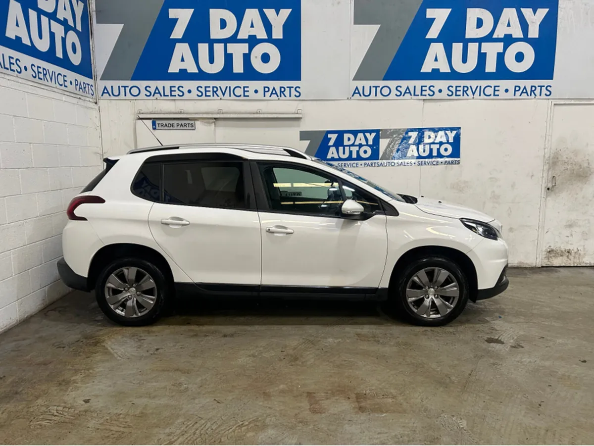 Peugeot 2008 ACTIVE 1.2 PURETECH 82 4DR - Image 3