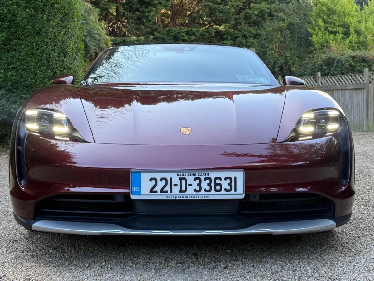 Porsche Taycan 4 CROSS TOURISMO *5 Seats…4 Wheel D - Image 4