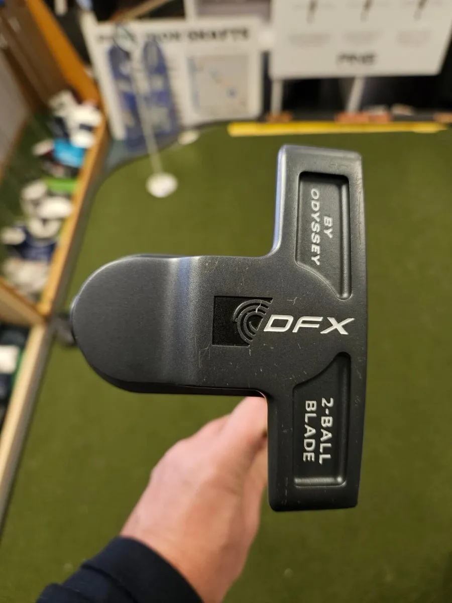 Odyssey DFX 2-Ball Blade Putter - Image 1
