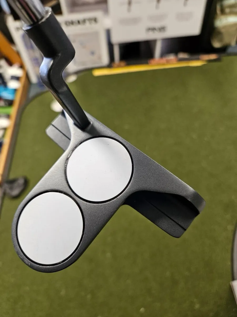 Odyssey DFX 2-Ball Blade Putter - Image 3