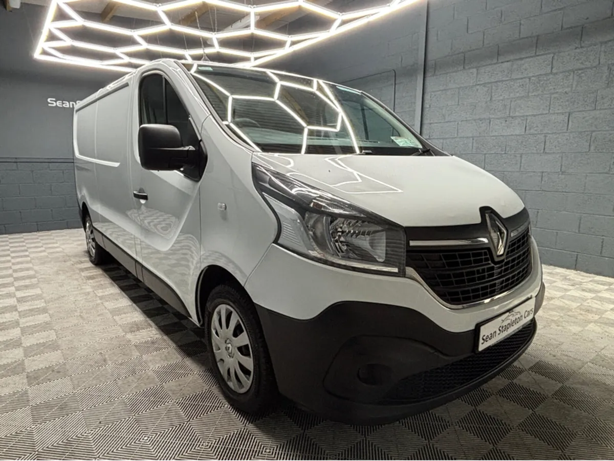 Renault Trafic LL30 ENERGY DCI 120 BUSINESS P - Image 2