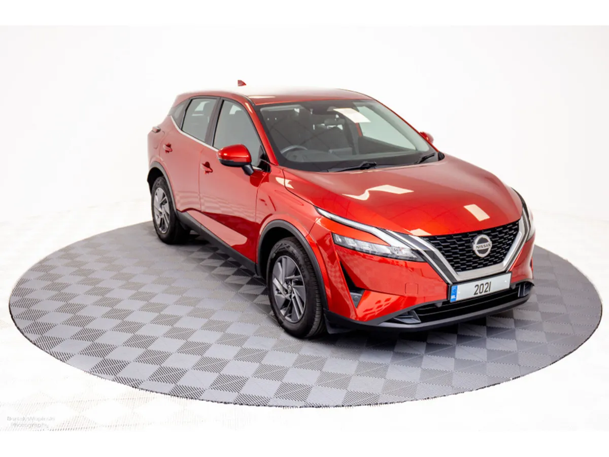Nissan Qashqai ACENTA PREMIUM 1.3 MHEV 140HP - Image 1