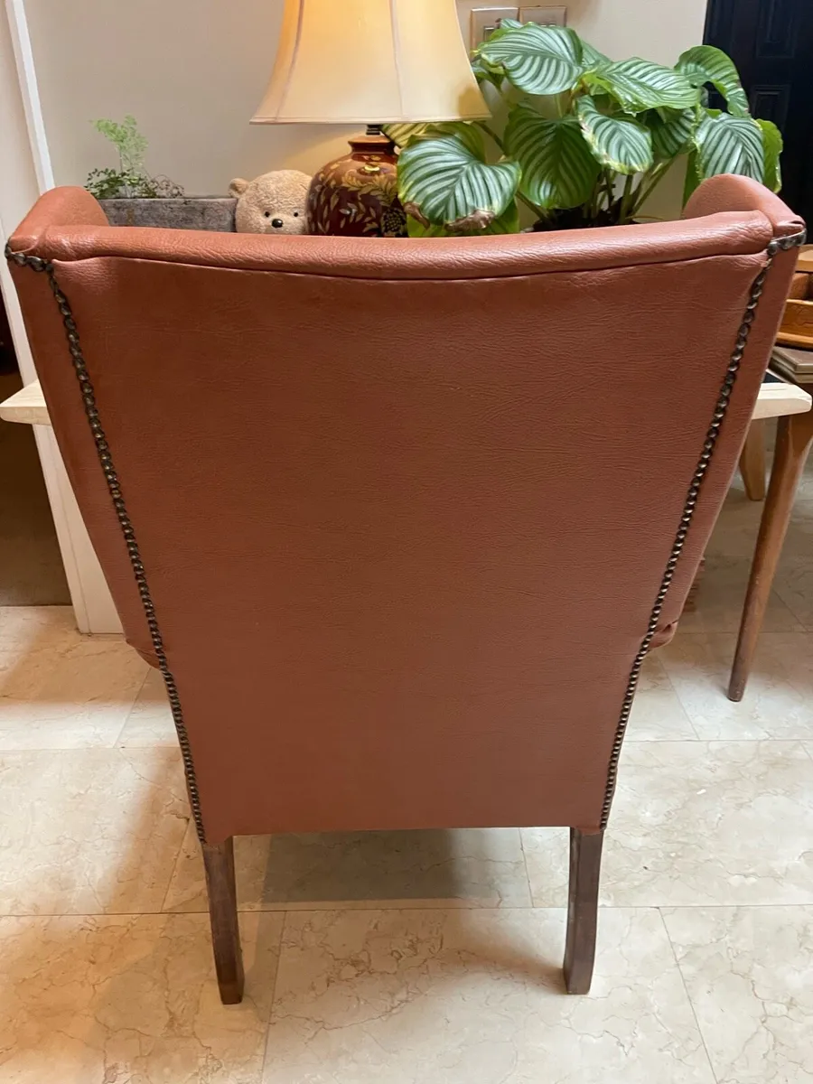 Queen Anne Style Orthopaedic Armchair - Deliver - Image 2