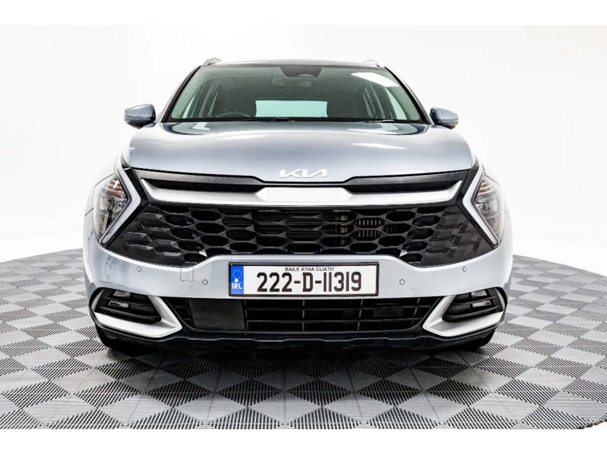 Kia Sportage K3 1.6 Petrol PHEV Auto 260HP - Image 3