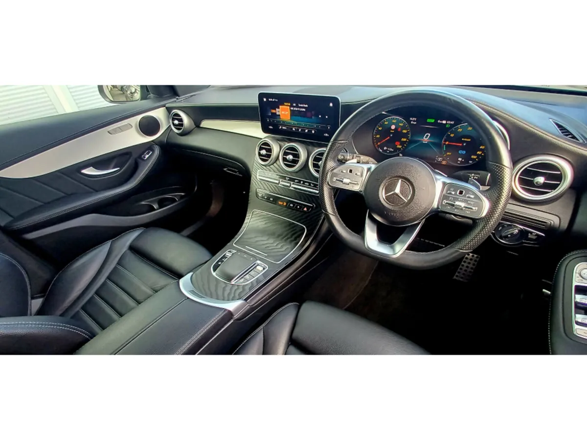 Mercedes-Benz GLC 300de AMG LINE PREMIUM  4MATIC - Image 4