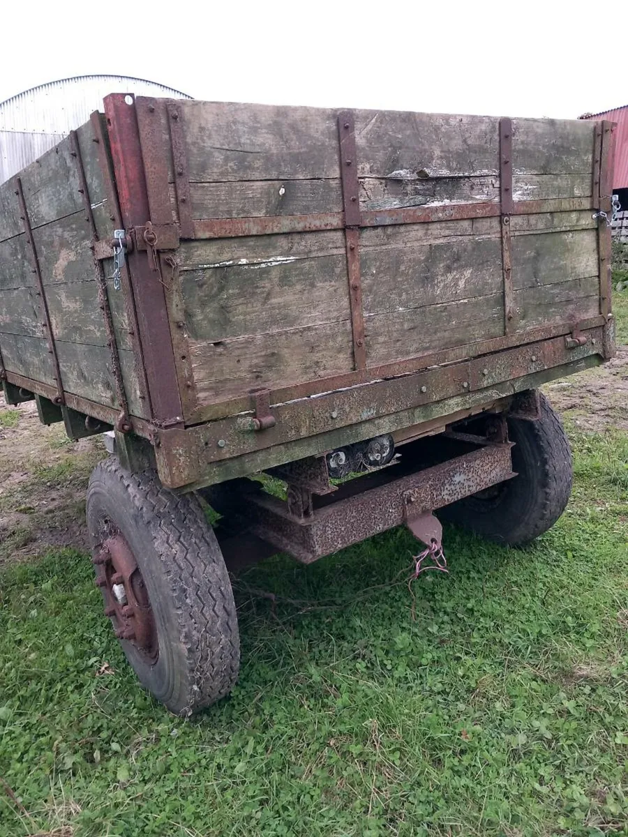 Trailer - Image 2