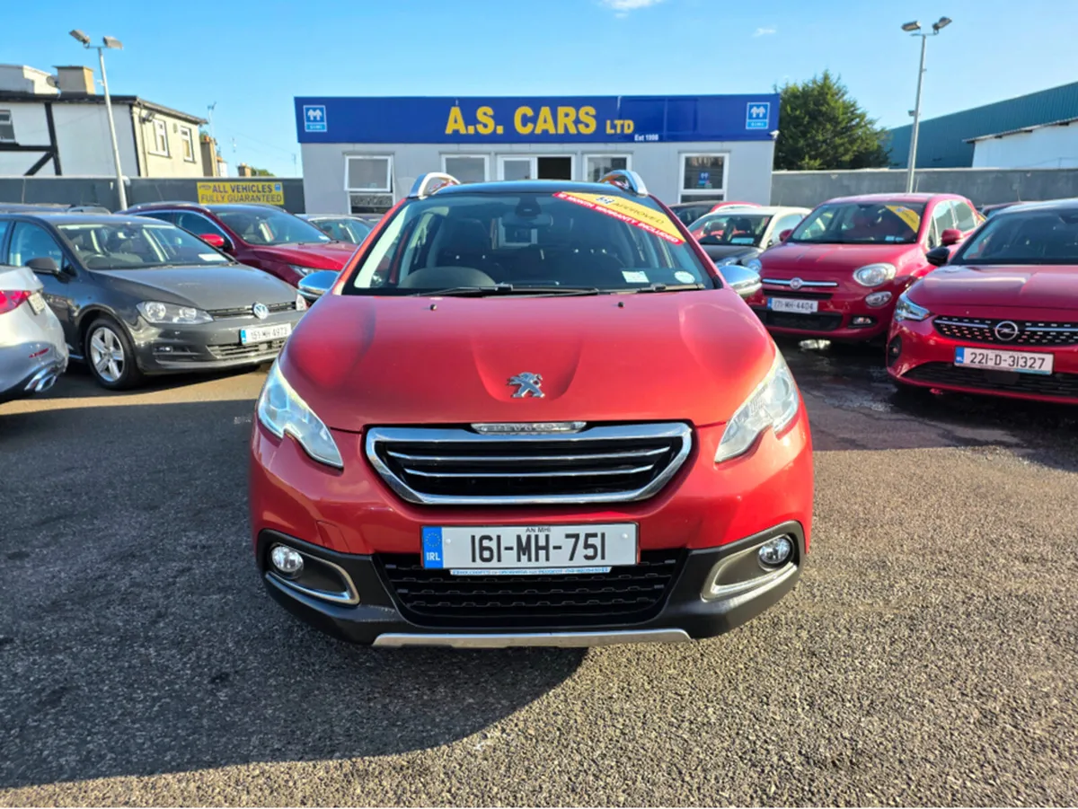 Peugeot 2008 ALLURE 1.2  ** PANORAMIC GLASS ROOF * - Image 3