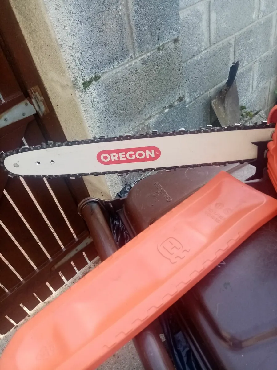 Husqvarna chain saw - Image 2