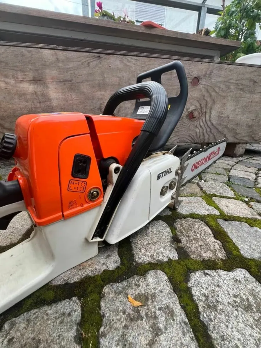 Stihl 064 AV saw - Image 1