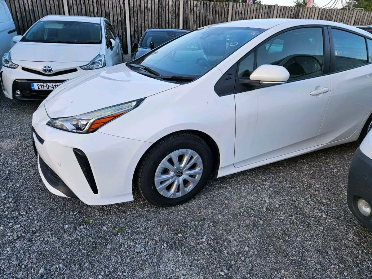 Toyota Prius 2022 - Image 3