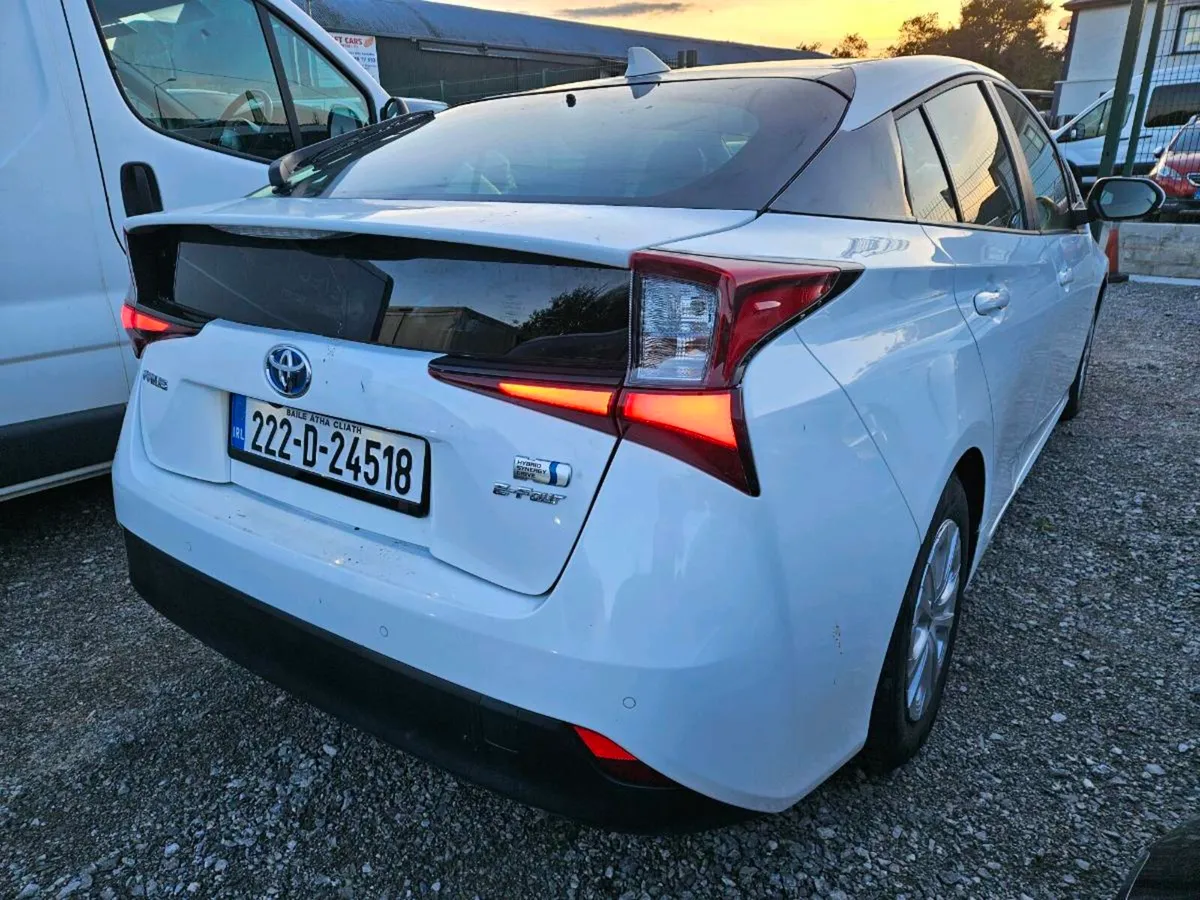 Toyota Prius 2022 - Image 4
