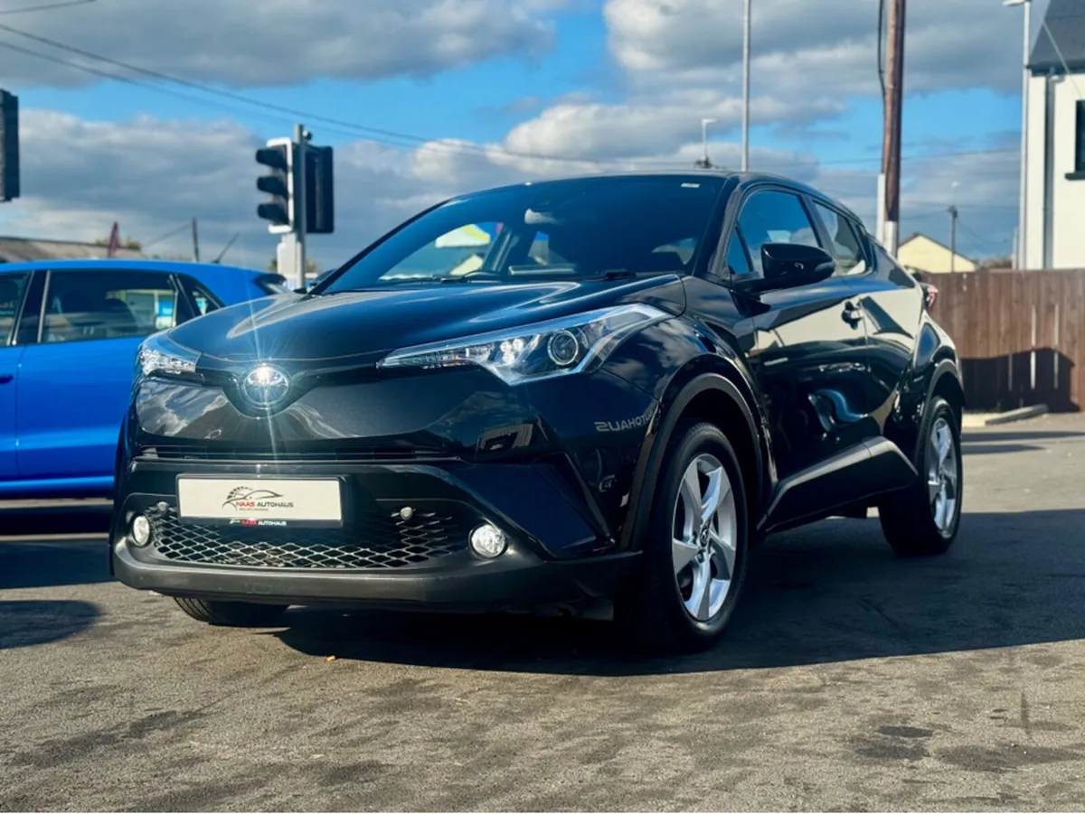 Toyota C-HR 1.2T LUNA 4DR - Image 3