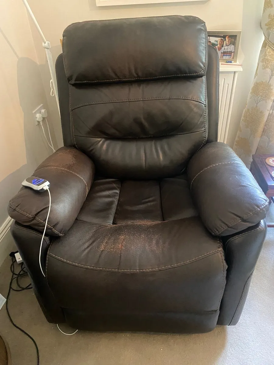 Recliner chair - Image 2