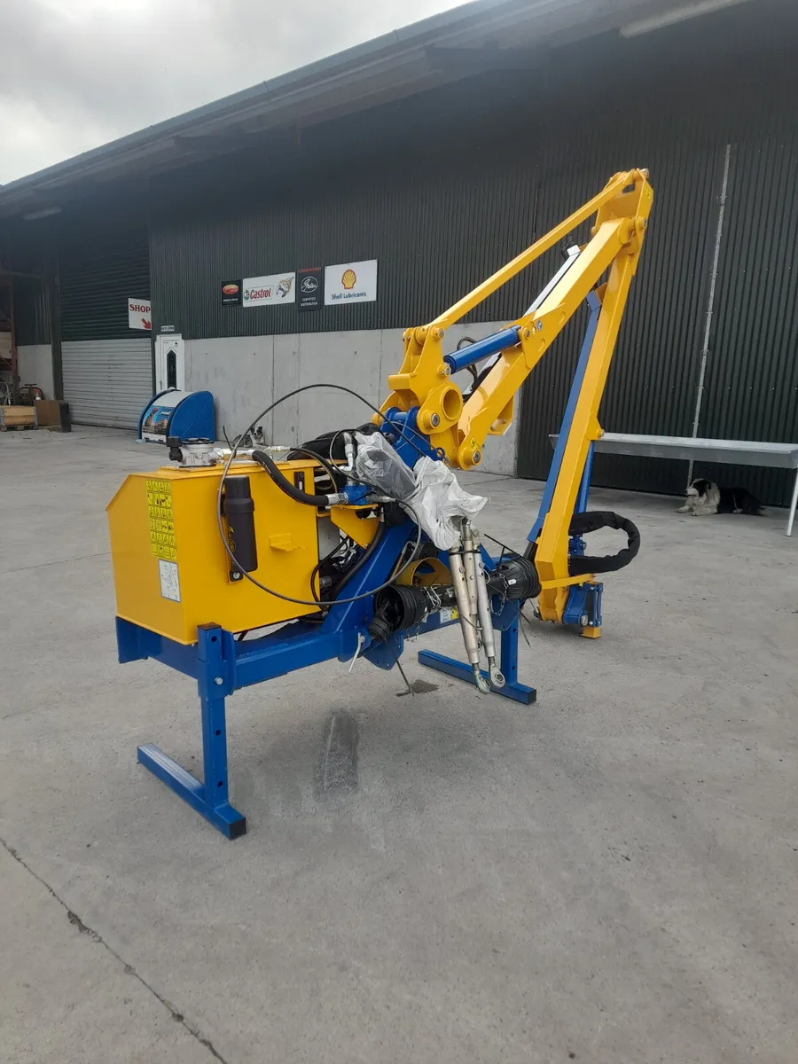 Bomford Kestrel Evo S Hedgecutters - Image 2