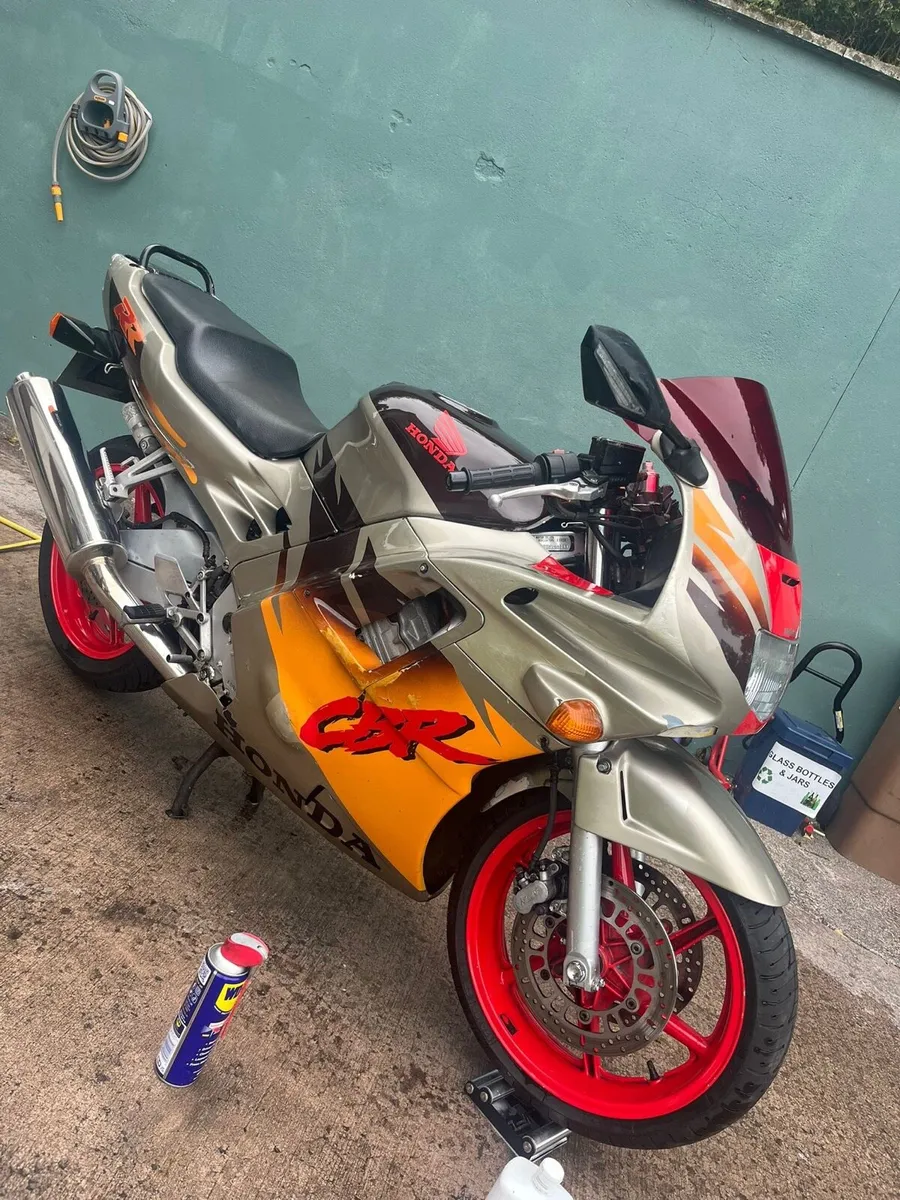 Honda Cbr 600 - Image 2