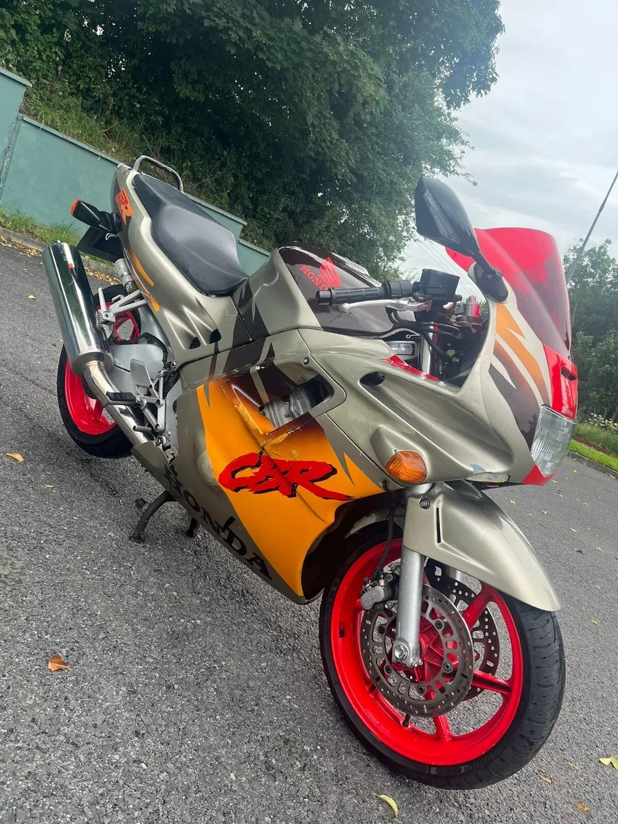 Honda Cbr 600 - Image 4