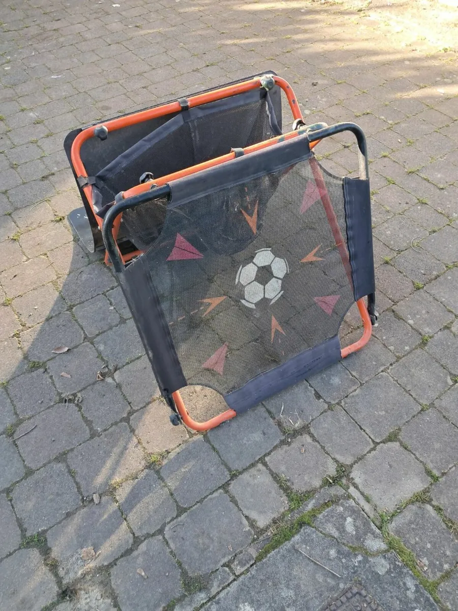 Football Trainer Ramp Rebounder - Image 2