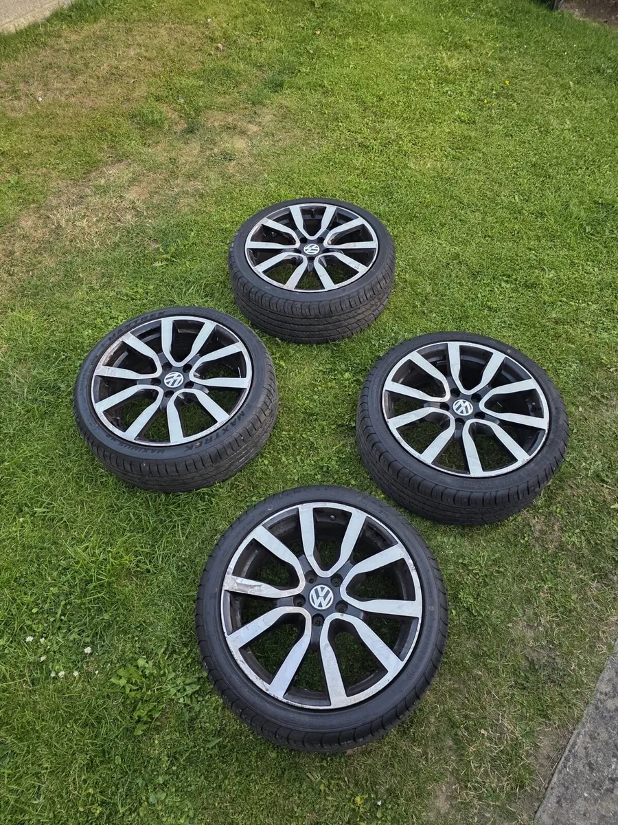 18” genuine VW Alloys - Image 1