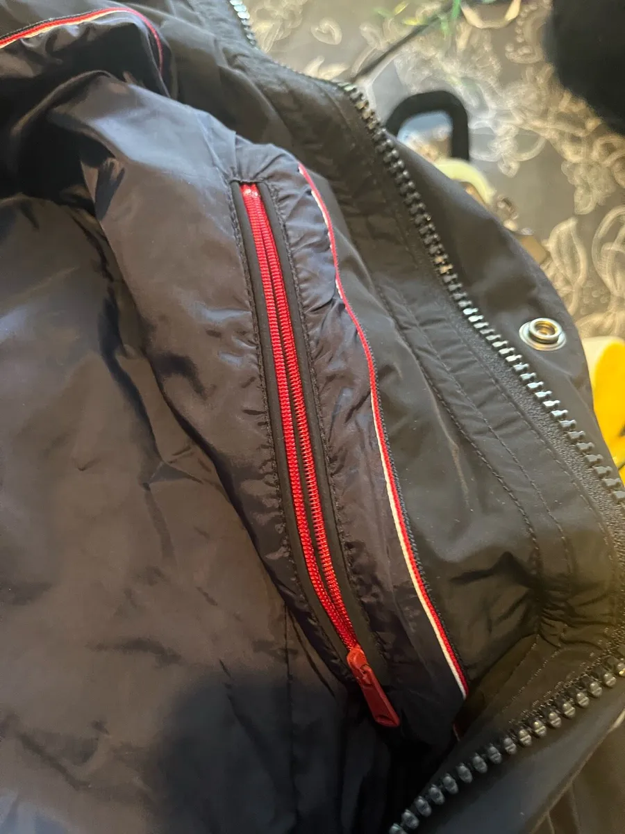 Quality Tommy Hilfiger jacket - Image 3