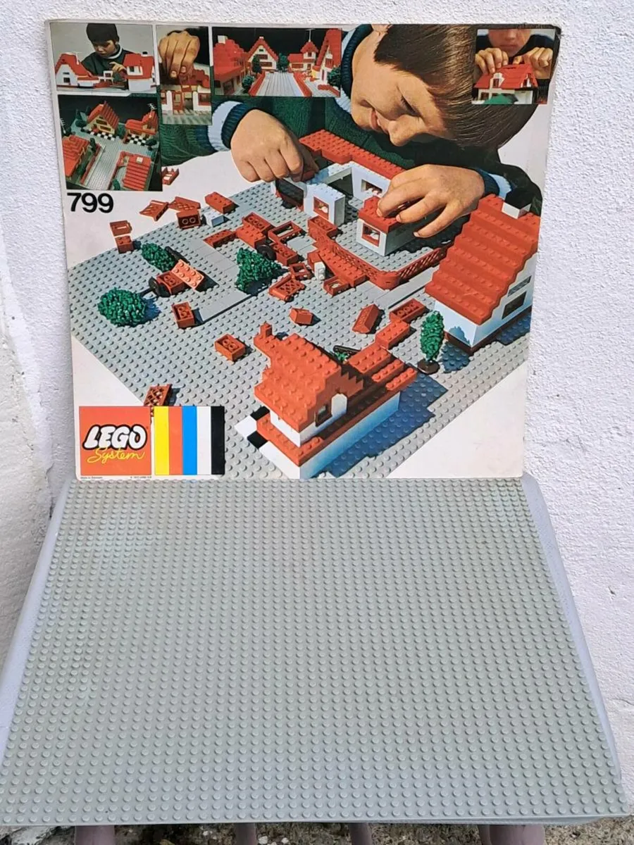 Lego Vintage 799: Base Board in New Old Stock Cond - Image 1