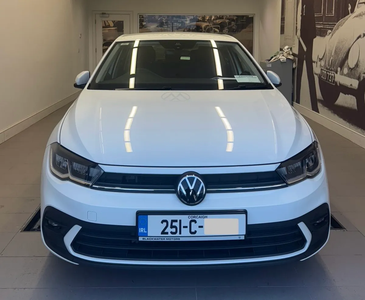 Volkswagen Polo - Image 1