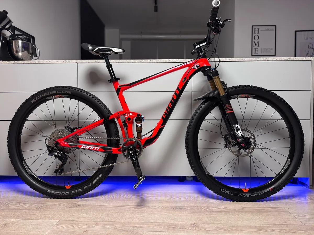 GIANT Anthem 1 Full Suspension Bike - Image 1