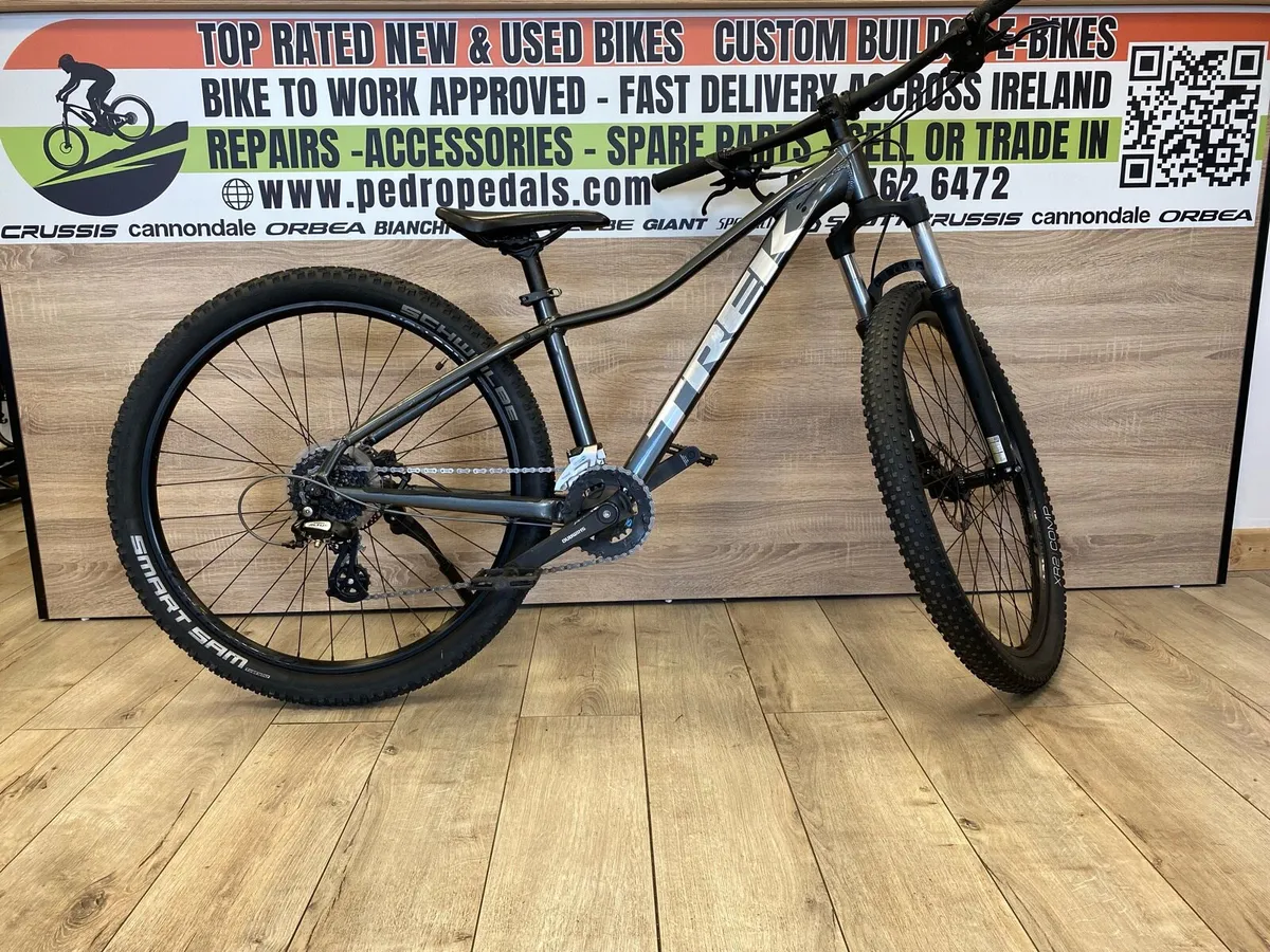 Trek marlin 5 (like new) - Image 1