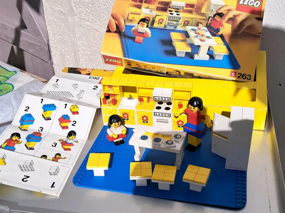 Lego Vintage 263 kitchen (1974) - Image 4