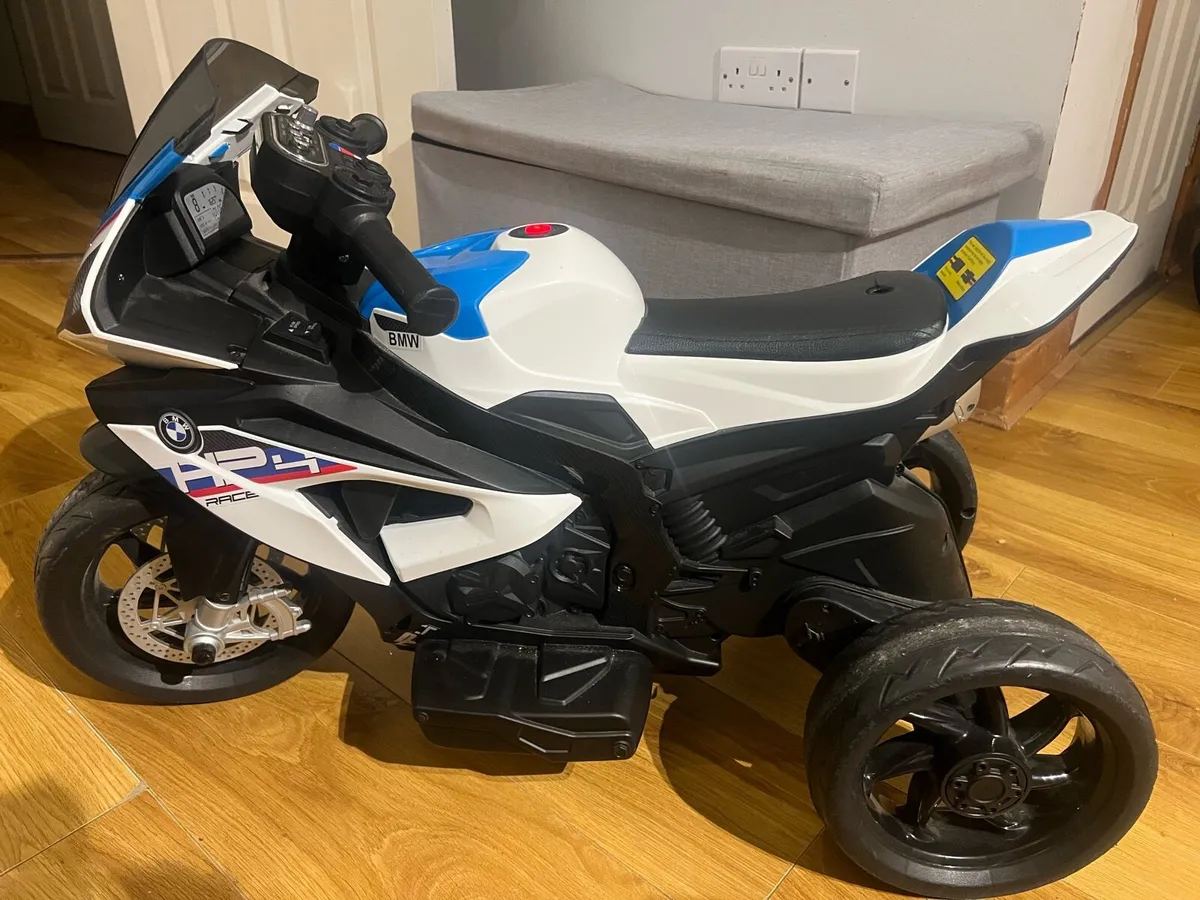 BMW electric motorbike - Image 1