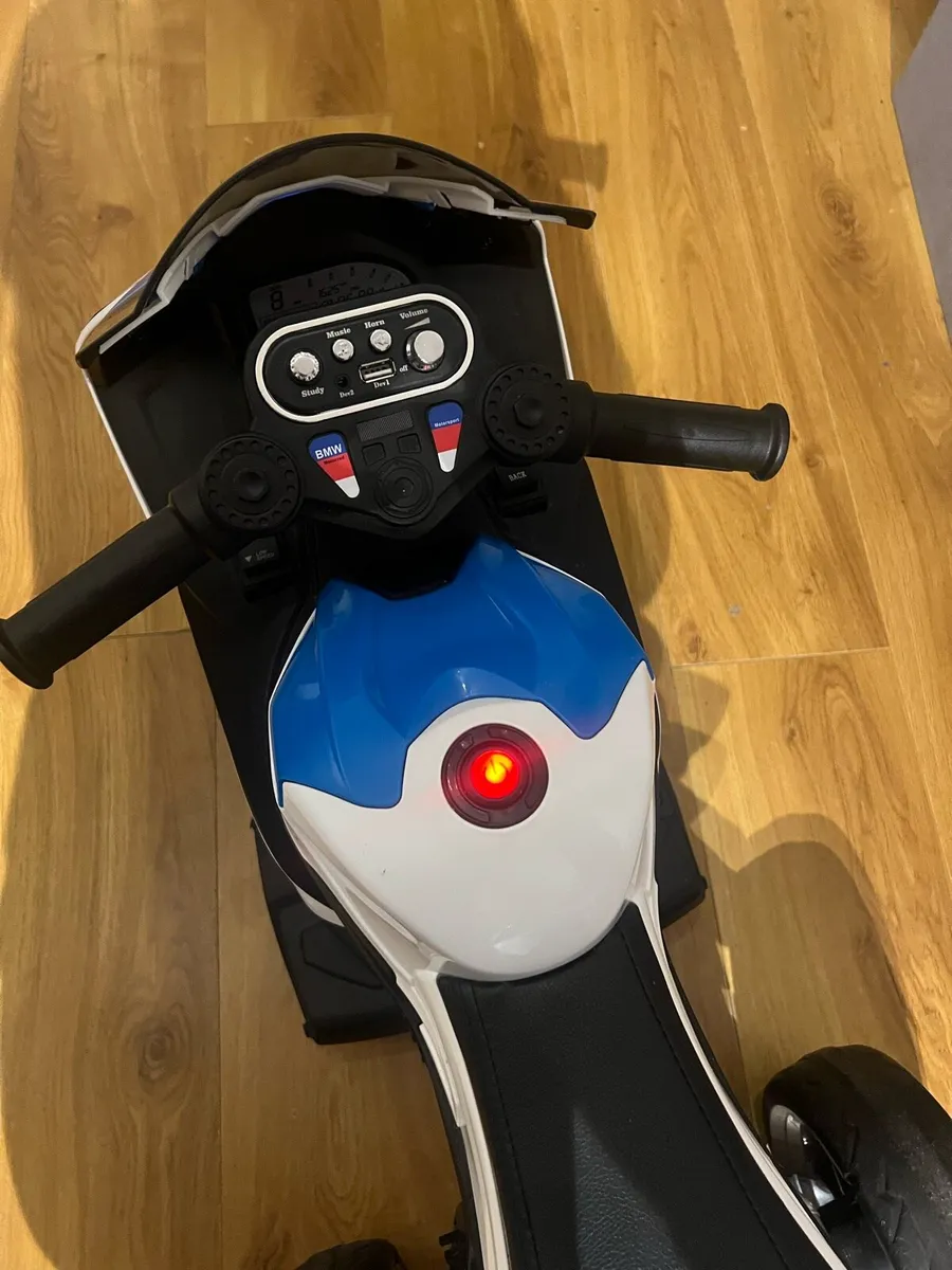 BMW electric motorbike - Image 2