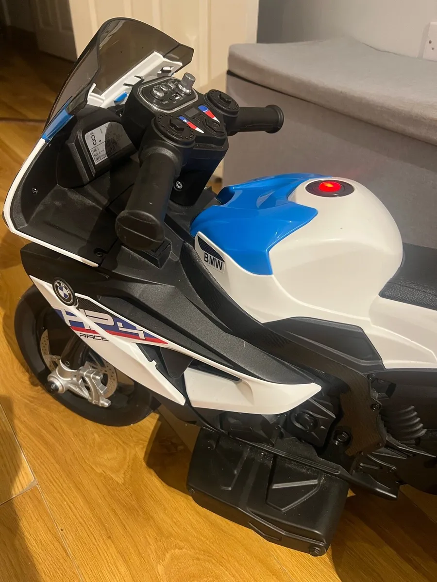 BMW electric motorbike - Image 4
