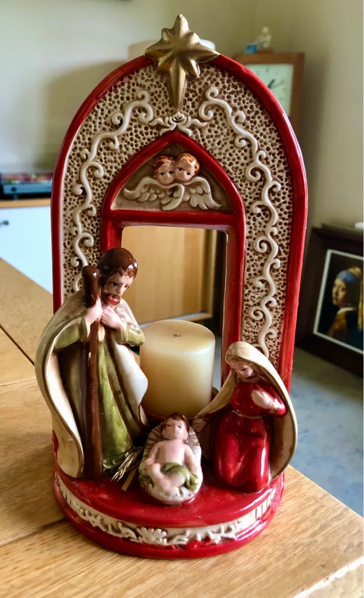 Nativity scene - Image 4