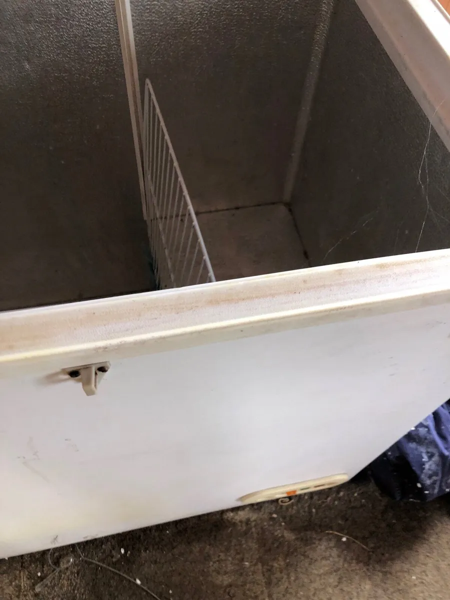 Chest Freezer - Image 2