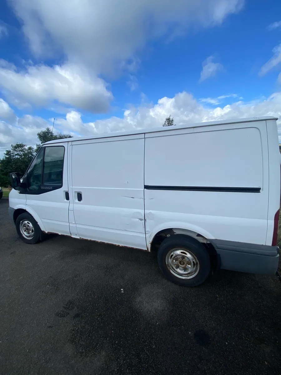 Ford transit - Image 2
