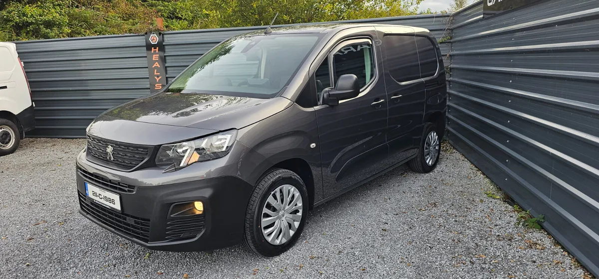 2021 Peugeot Partner Professional Plus NO VAT - Image 3